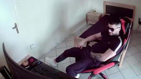 alexthepro00 online show from January 11, 1:16 pm