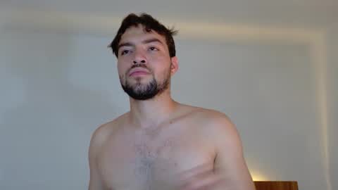 Snapshot of alextwunkk chatting on December 4, 4:22 am Alex online show from December 4, 4:22 am