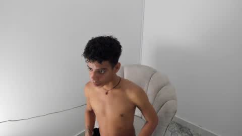 alexx_cum18 online show from June 24, 1:54 pm