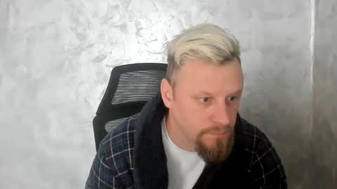 Snapshot of alexyno2020 chatting on April 10, 11:04 am alexyno2022 ONLYFANS online show from April 10, 11:04 am