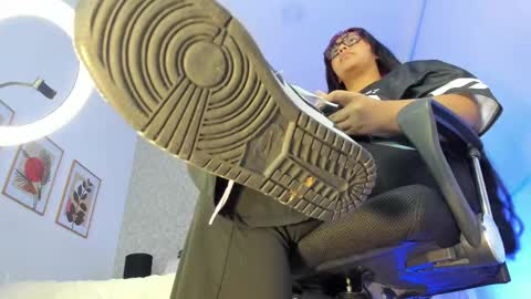 aleya_black online show from May 30, 3:03 am