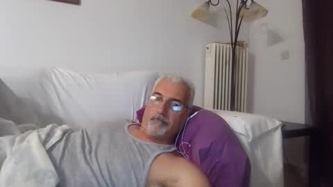 I wanna cum online show from September 21, 9:38 pm