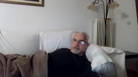 I wanna cum online show from January 11, 12:37 am