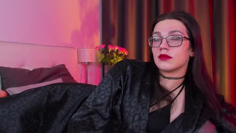 Snapshot of alfred_jones chatting on January 31, 8:54 pm Alfreda online show from January 31, 8:54 pm