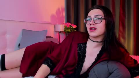 Snapshot of alfred_jones chatting on February 7, 4:16 am Alfreda online show from February 7, 4:16 am