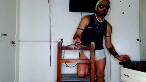 Snapshot of alfredopantuso chatting on August 9, 3:23 am alfredopantuso online show from August 9, 3:23 am