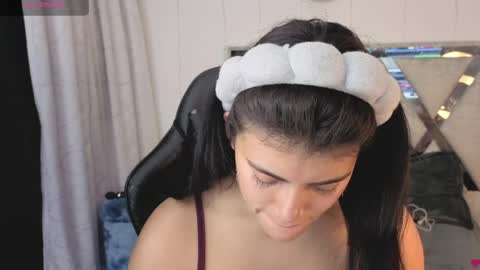 Carolina Join The Fan Club  online show from April 8, 10:37 am