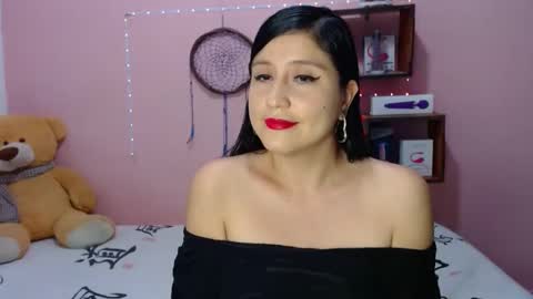 Snapshot of ali_squirt chatting on February 18, 10:58 pm alixia online show from February 18, 10:58 pm