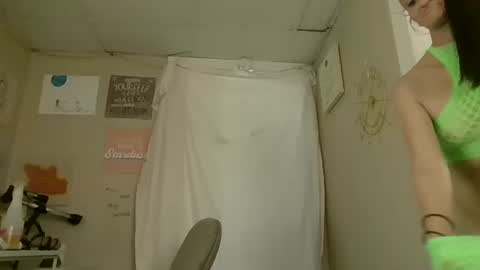 ali_tayler online show from February 1, 6:06 pm