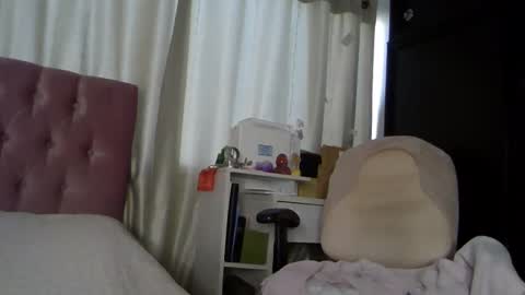 Snapshot of alia_lombardi chatting on December 5, 12:44 pm Alia      Anjali  online show from December 5, 12:44 pm
