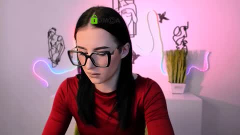 alia skay online show from December 14, 10:20 am