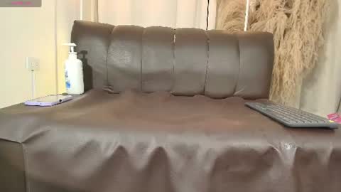 aliana_rouse online show from June 27, 2:38 am