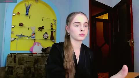 alice online show from June 2, 9:39 pm