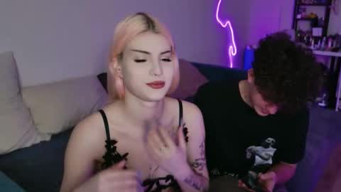 alice and james online show from September 19, 6:08 pm