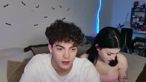 alice and james online show from October 29, 2:58 am