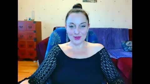 Alice online show from March 1, 6:48 am