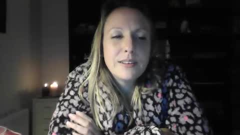 Alice online show from December 28, 6:08 pm