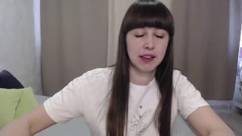 alice_59 online show from March 17, 9:45 am