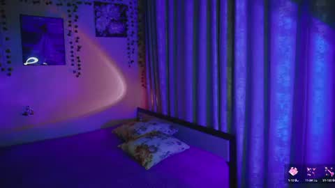 Snapshot of alice___miss chatting on June 30, 7:26 pm Alice Miss online show from June 30, 7:26 pm