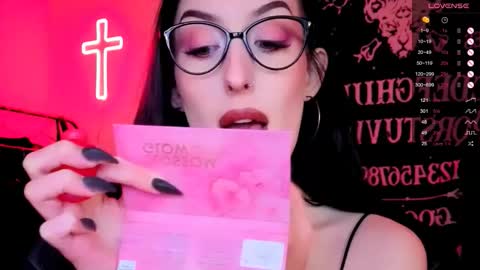 Miss Alice online show from January 7, 2:03 am