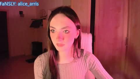 Alice Aris online show from April 20, 5:37 pm