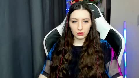 Alice online show from March 24, 11:59 am