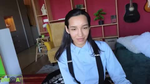 Snapshot of alice_bane chatting on February 19, 1:50 pm A R Y A T I A online show from February 19, 1:50 pm