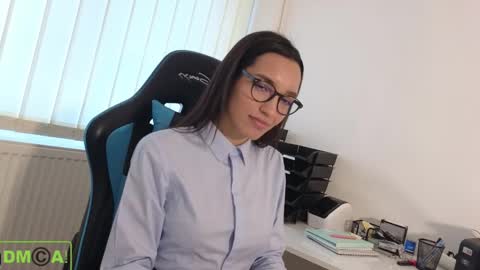 Snapshot of alice_bane chatting on February 23, 2:04 pm A R Y A T I A online show from February 23, 2:04 pm