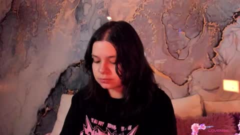 Mey online show from November 16, 4:12 pm