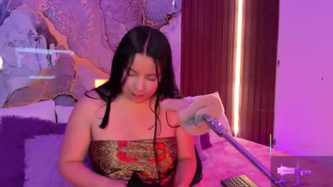 Mey online show from January 11, 2:33 pm