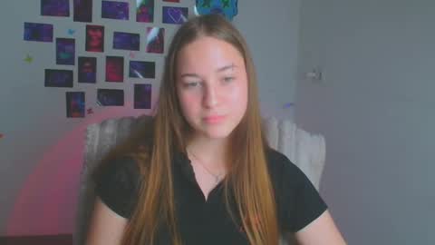 Snapshot of alice_dreamofu chatting on May 20, 9:15 am Alice online show from May 20, 9:15 am