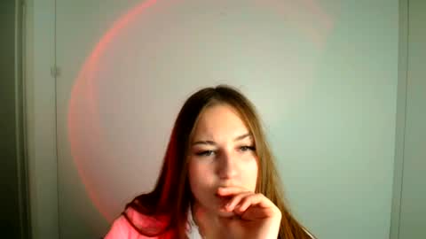 Snapshot of alice_dreamofu chatting on June 20, 11:24 am Alice online show from June 20, 11:24 am