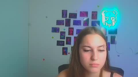 Snapshot of alice_dreamofu chatting on June 24, 11:53 am Alice online show from June 24, 11:53 am