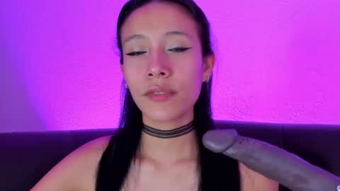 Snapshot of alice_drool chatting on June 27, 12:22 pm alice_drool online show from June 27, 12:22 pm
