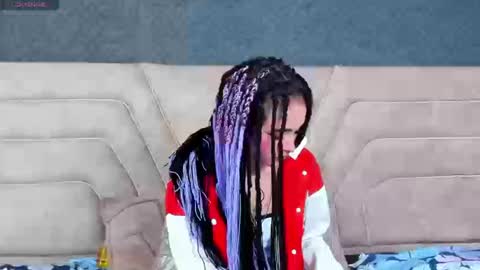 Snapshot of alice_foxred chatting on January 6, 5:38 pm alice foxred online show from January 6, 5:38 pm
