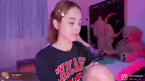 Snapshot of alice_guerin chatting on September 26, 4:49 am Alice online show from September 26, 4:49 am