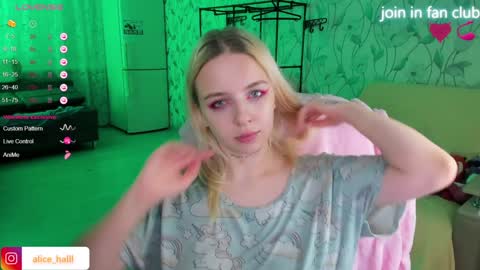 alice_halle online show from December 2, 3:47 pm