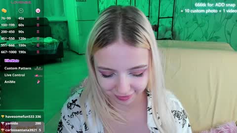 alice_halle online show from December 11, 11:21 pm