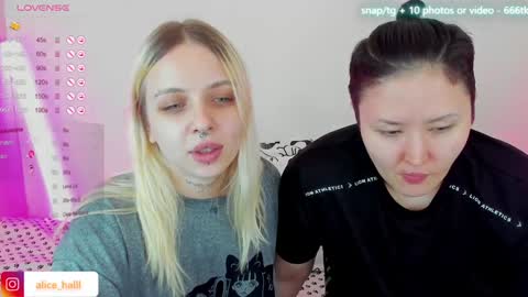 alice_halle online show from February 1, 4:11 pm