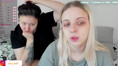alice_halle online show from February 25, 6:31 pm