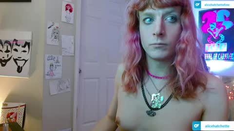 Alice Hatchette online show from April 1, 7:11 pm