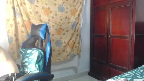 alice online show from May 22, 12:22 pm
