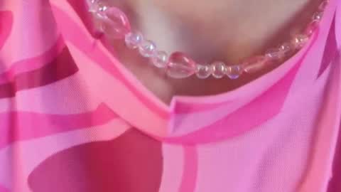 Alice online show from April 27, 2:48 pm