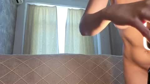 Snapshot of alice_liss_ chatting on June 22, 2:47 pm Alice online show from June 22, 2:47 pm