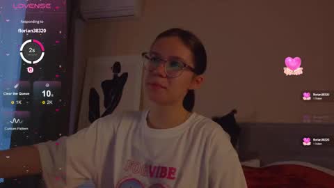 Alice online show from October 2, 4:52 am