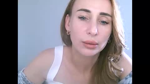 Alice Sewx online show from September 17, 12:07 pm