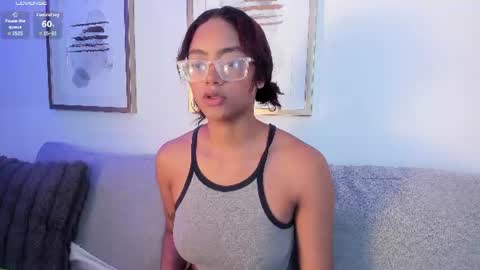 Snapshot of alice_simmons chatting on June 24, 12:15 pm alice_simmons online show from June 24, 12:15 pm