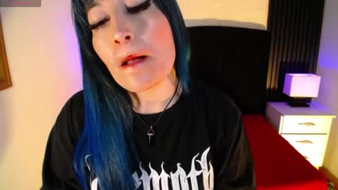 Alice online show from March 30, 8:10 pm