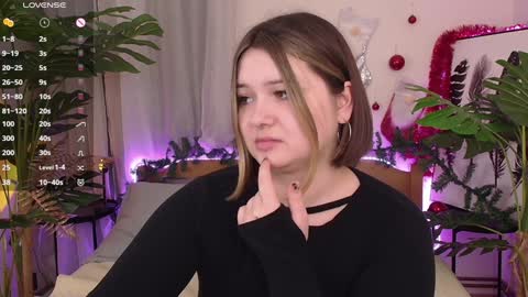 Snapshot of alice_walters chatting on January 12, 10:01 pm Alice online show from January 12, 10:01 pm