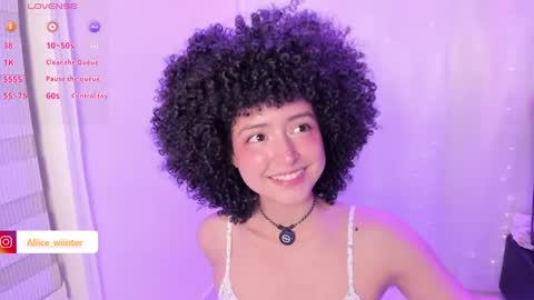 Snapshot of alice_wiinter chatting on February 25, 12:14 am Alice online show from February 25, 12:14 am